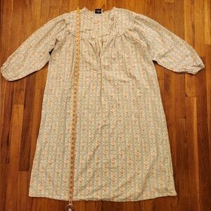 Vintage Metropolitan Light Blue Floral and Lace Flannel Nightgown Size L